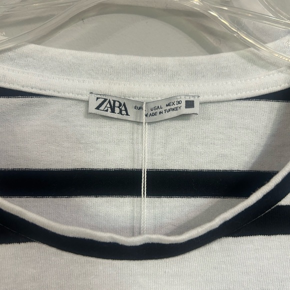Zara graphic tee size medium NWT - Picture 3 of 4